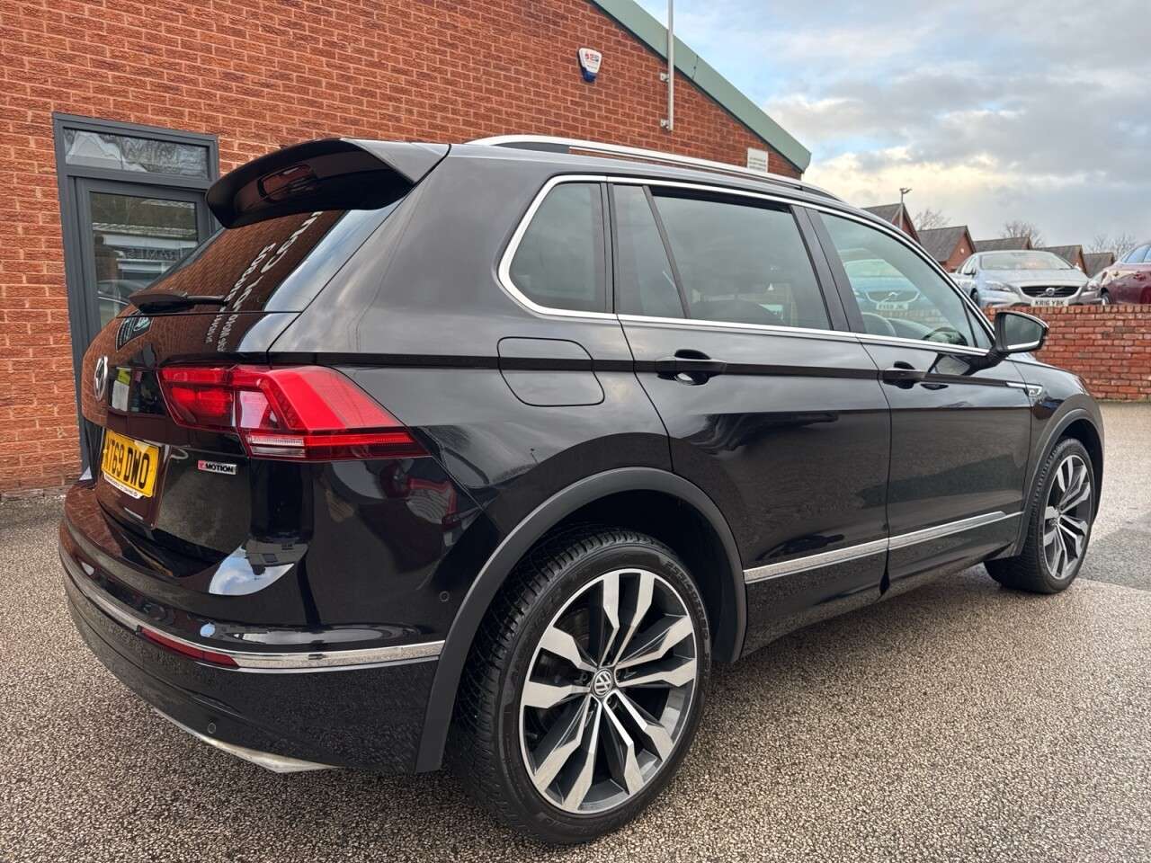 2019 VOLKSWAGEN TIGUAN 2019 VOLKSWAGEN TIGUAN