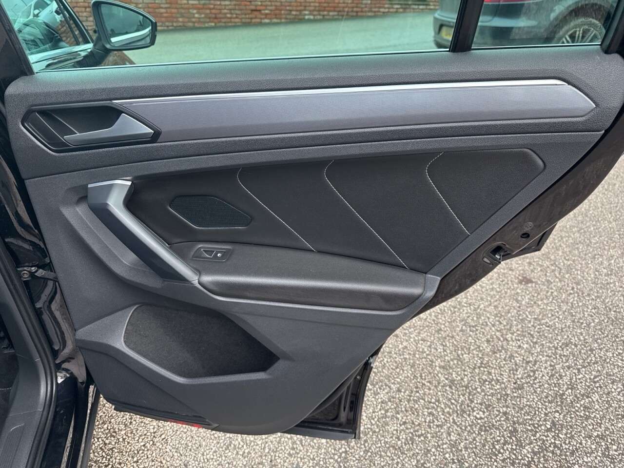 2019 VOLKSWAGEN TIGUAN 2019 VOLKSWAGEN TIGUAN