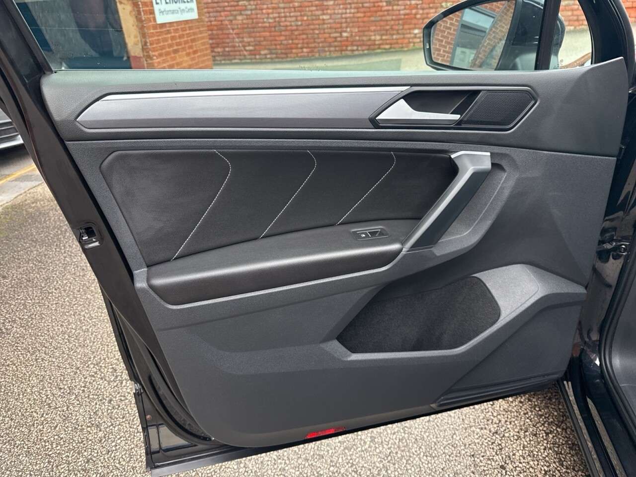 2019 VOLKSWAGEN TIGUAN 2019 VOLKSWAGEN TIGUAN