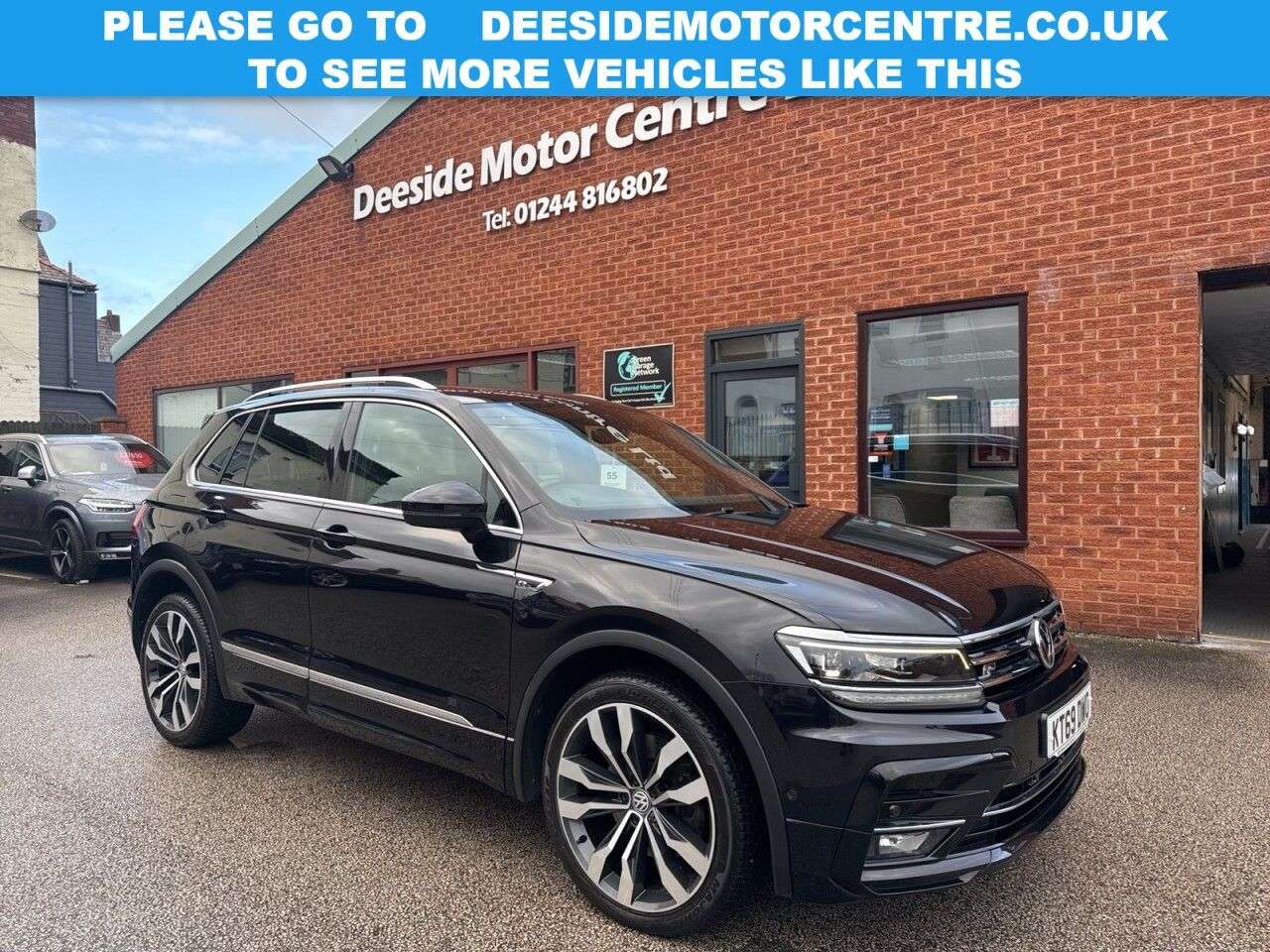 A 2019 VOLKSWAGEN TIGUAN 2.0 BiTDI R-Line Tech SUV 5dr Diesel DSG 4Motion Euro 6 (s/s) (240 ps) 360 A 2019 VOLKSWAGEN TIGUAN 2.0 BiTDI R-Line Tech SUV 5dr Diesel DSG 4Motion Euro 6 (s/s) (240 ps) 360