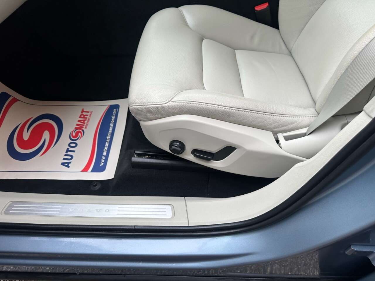 2018 VOLVO XC60 2018 VOLVO XC60