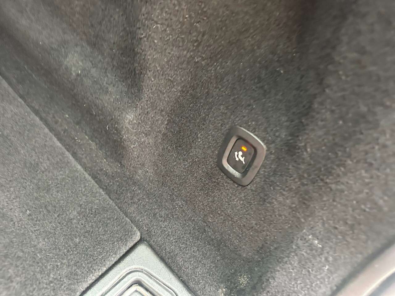 2018 VOLVO XC60 2018 VOLVO XC60