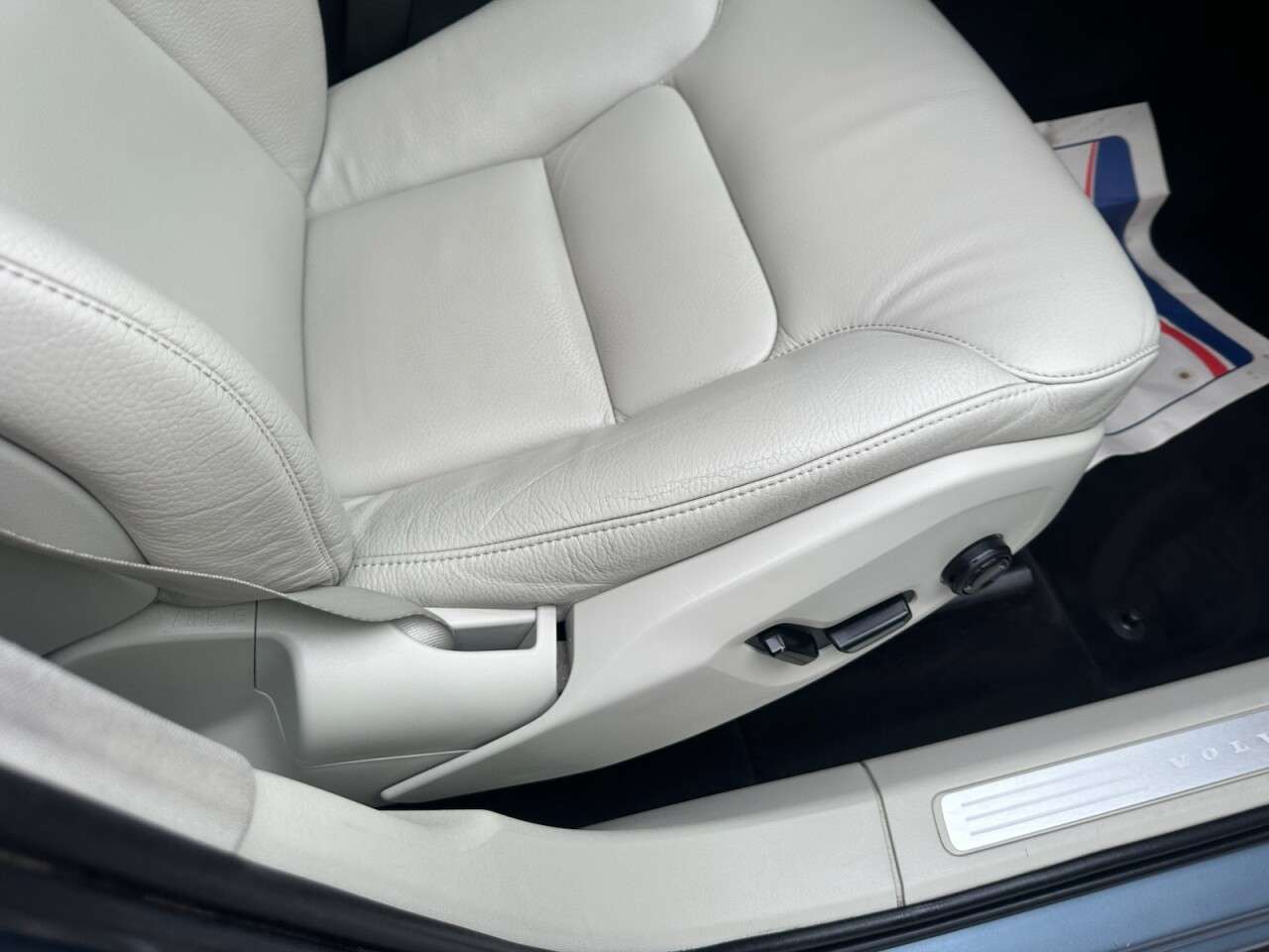 2018 VOLVO XC60 2018 VOLVO XC60