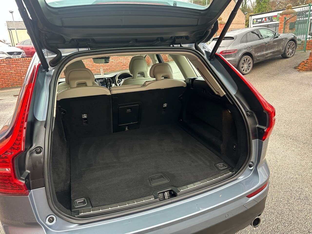 2018 VOLVO XC60 2018 VOLVO XC60