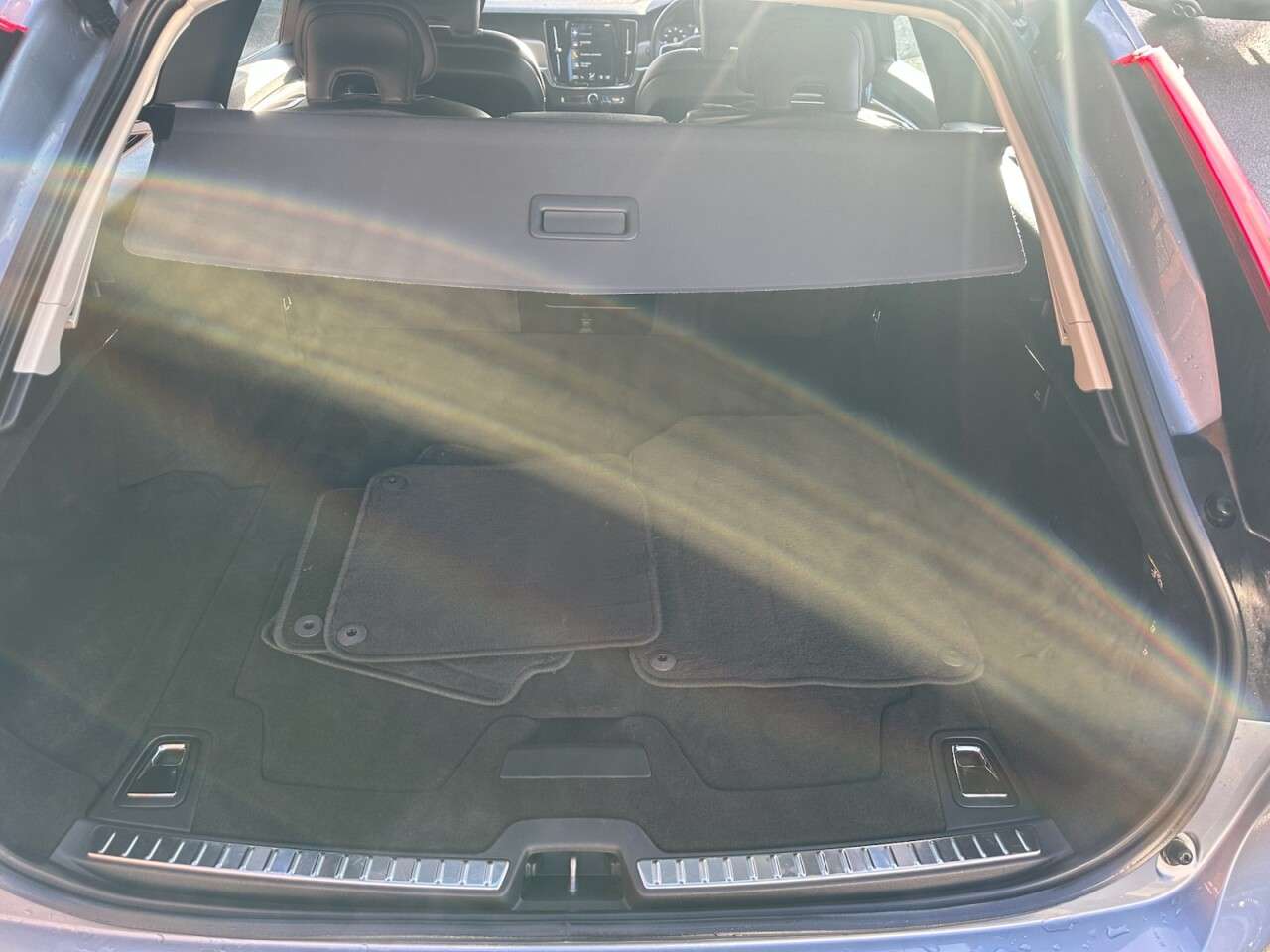 2018 VOLVO V90 2018 VOLVO V90