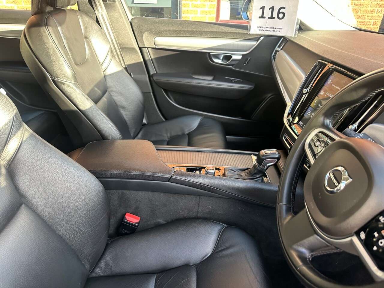 2018 VOLVO V90 2018 VOLVO V90