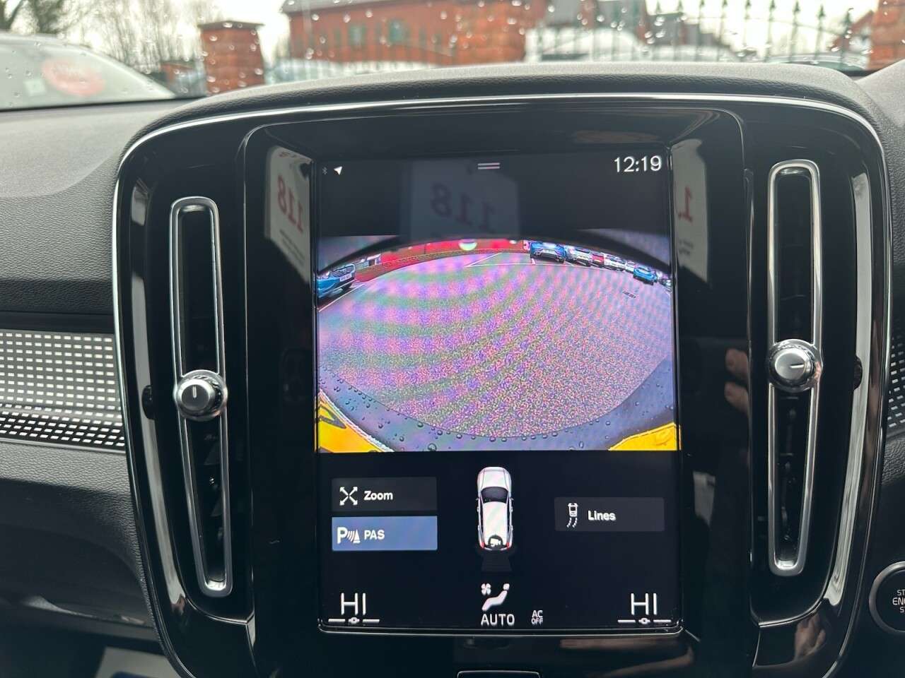 2020 VOLVO XC40 2020 VOLVO XC40