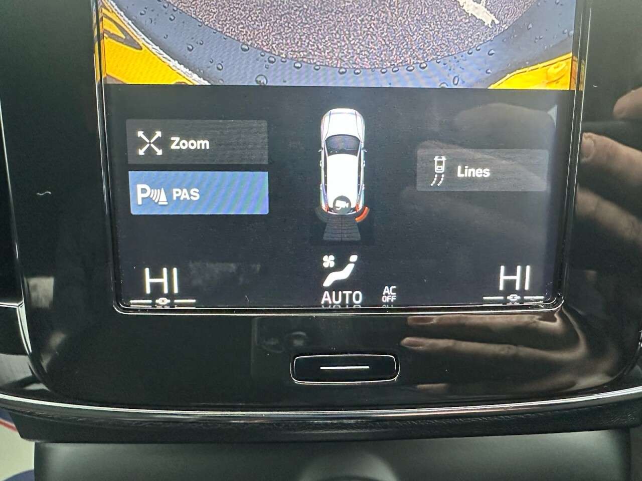 2020 VOLVO XC40 2020 VOLVO XC40