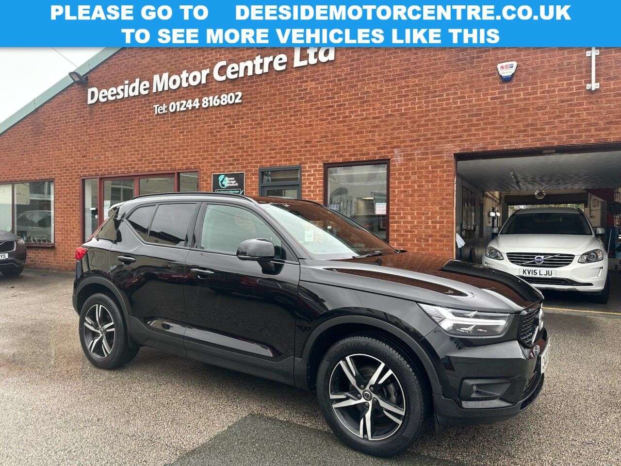 A 2020 VOLVO XC40 1.5 T3 R-Design SUV 5dr Petrol Auto Euro 6 (s/s) (163 ps) Rear view camera A 2020 VOLVO XC40 1.5 T3 R-Design SUV 5dr Petrol Auto Euro 6 (s/s) (163 ps) Rear view camera