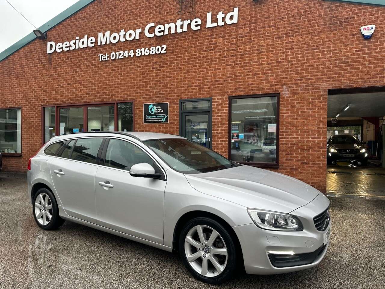 2018 VOLVO V60 2018 VOLVO V60