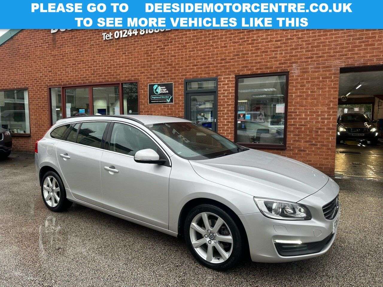 A 2018 VOLVO V60 2.0 D2 SE Nav Estate 5dr Diesel Manual Euro 6 (s/s) (120 ps) Rear parking s A 2018 VOLVO V60 2.0 D2 SE Nav Estate 5dr Diesel Manual Euro 6 (s/s) (120 ps) Rear parking s