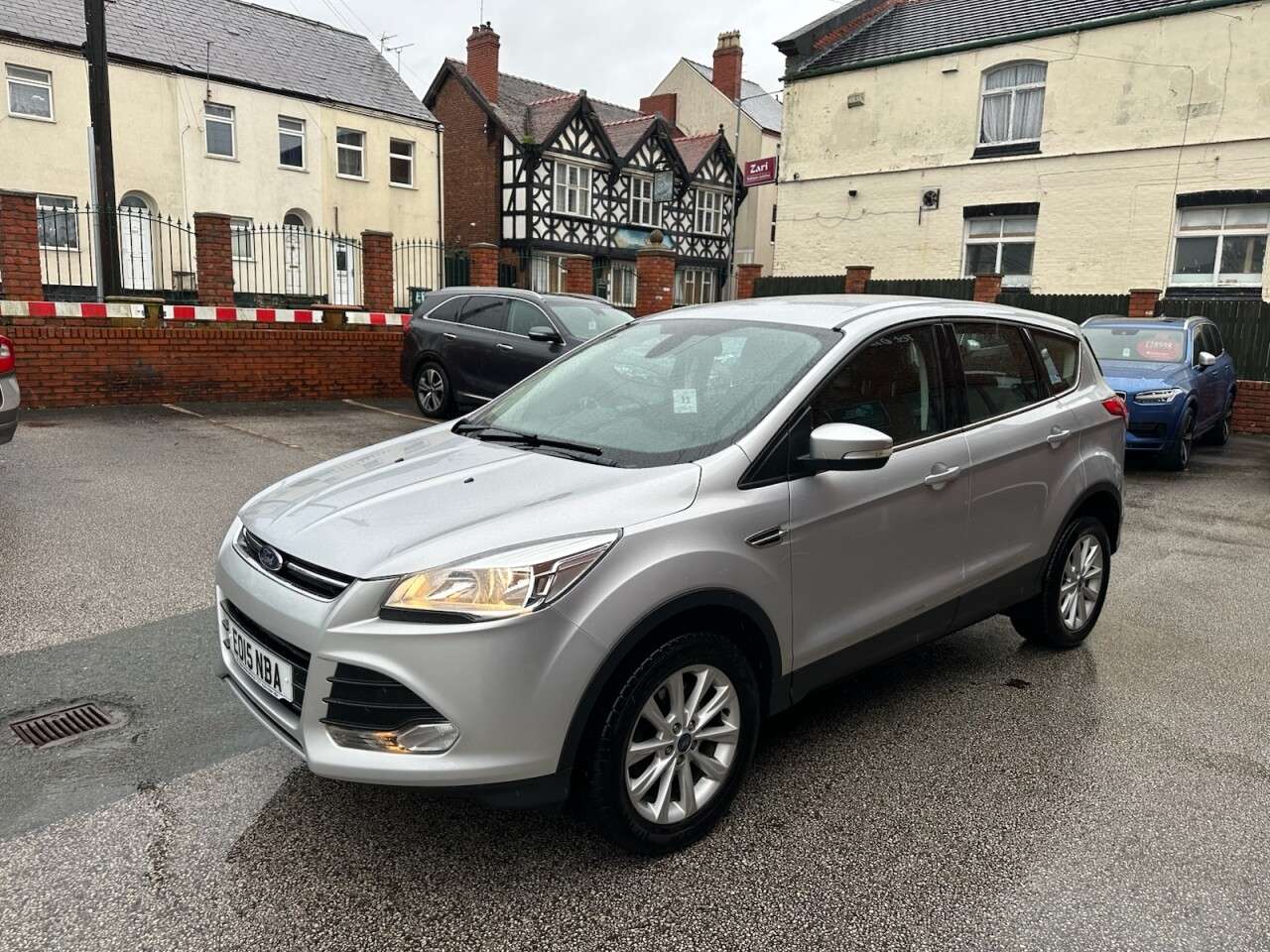 A 2015 FORD KUGA 2.0 TDCi Titanium SUV 5dr Diesel Manual 2WD Euro 6 (s/s) (150 ps) Rear park A 2015 FORD KUGA 2.0 TDCi Titanium SUV 5dr Diesel Manual 2WD Euro 6 (s/s) (150 ps) Rear park