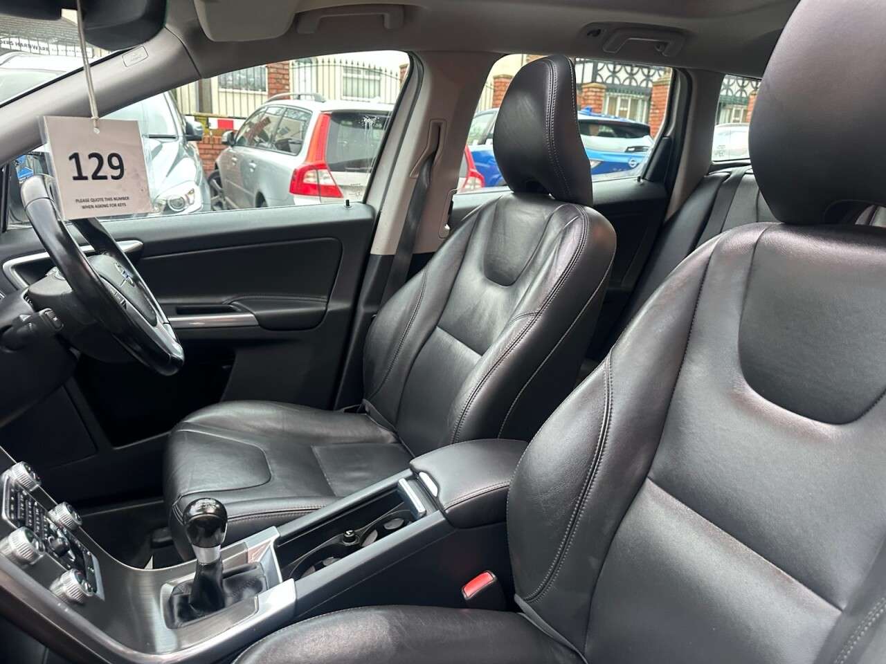 2015 VOLVO XC60 2015 VOLVO XC60