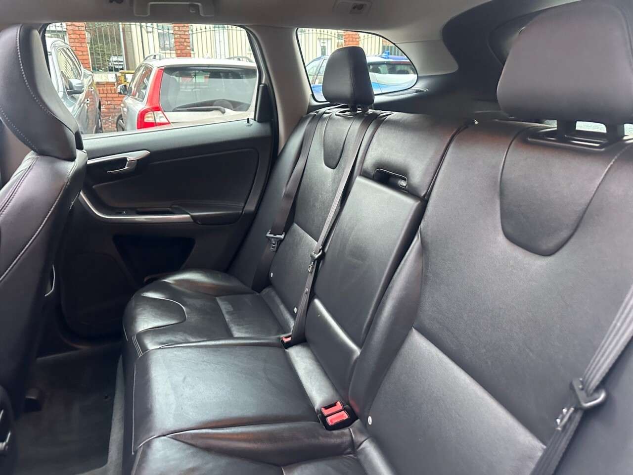 2015 VOLVO XC60 2015 VOLVO XC60