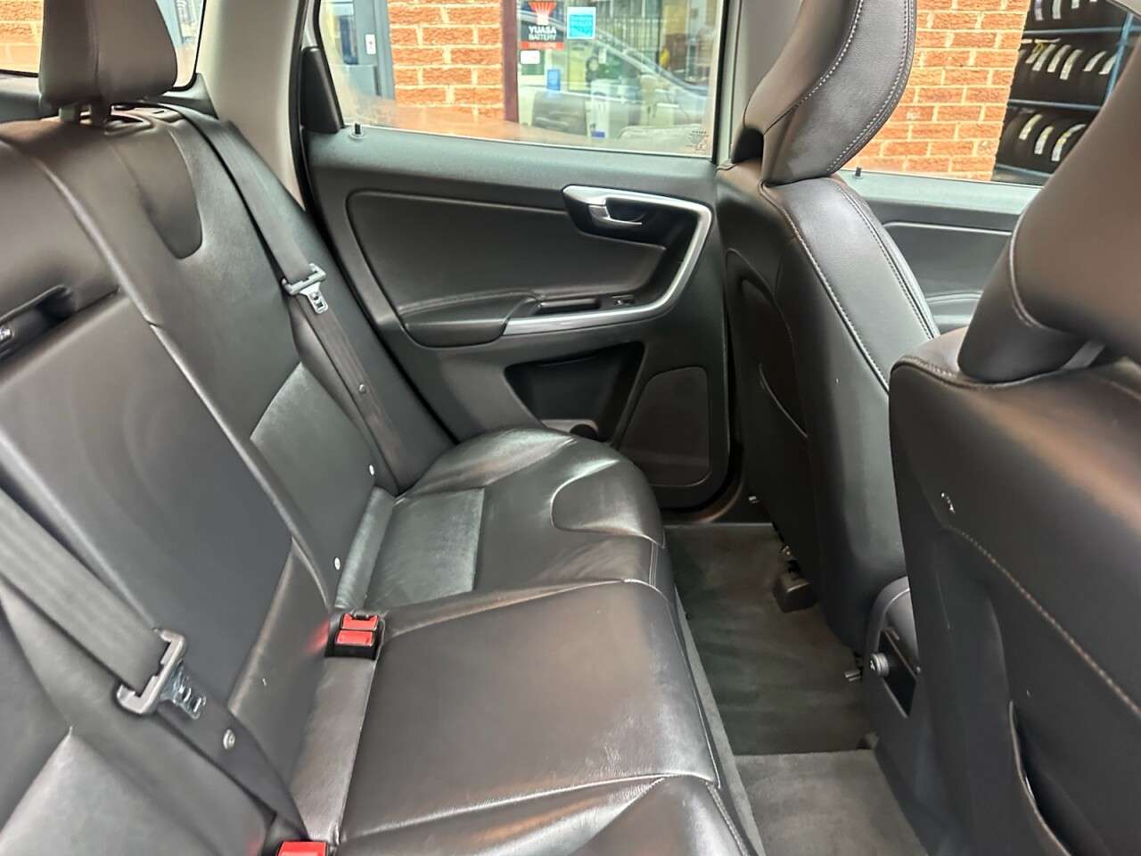 2015 VOLVO XC60 2015 VOLVO XC60