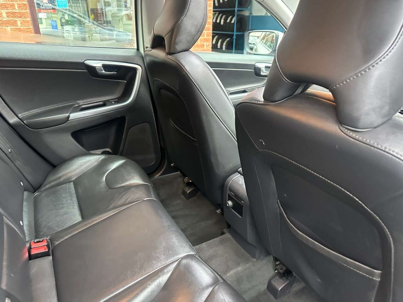 2015 VOLVO XC60 2015 VOLVO XC60