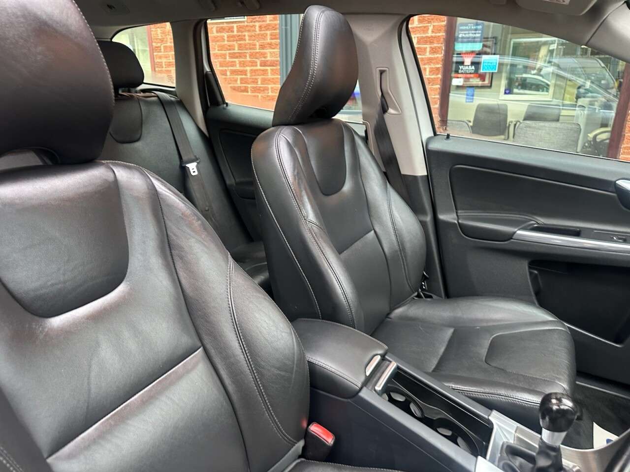 2015 VOLVO XC60 2015 VOLVO XC60