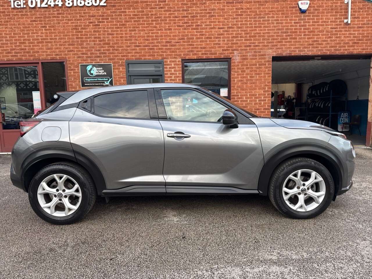 A 2022 NISSAN JUKE 1.0 DIG-T N-Connecta SUV 5dr Petrol Manual Euro 6 (s/s) (114 ps) Rear view A 2022 NISSAN JUKE 1.0 DIG-T N-Connecta SUV 5dr Petrol Manual Euro 6 (s/s) (114 ps) Rear view