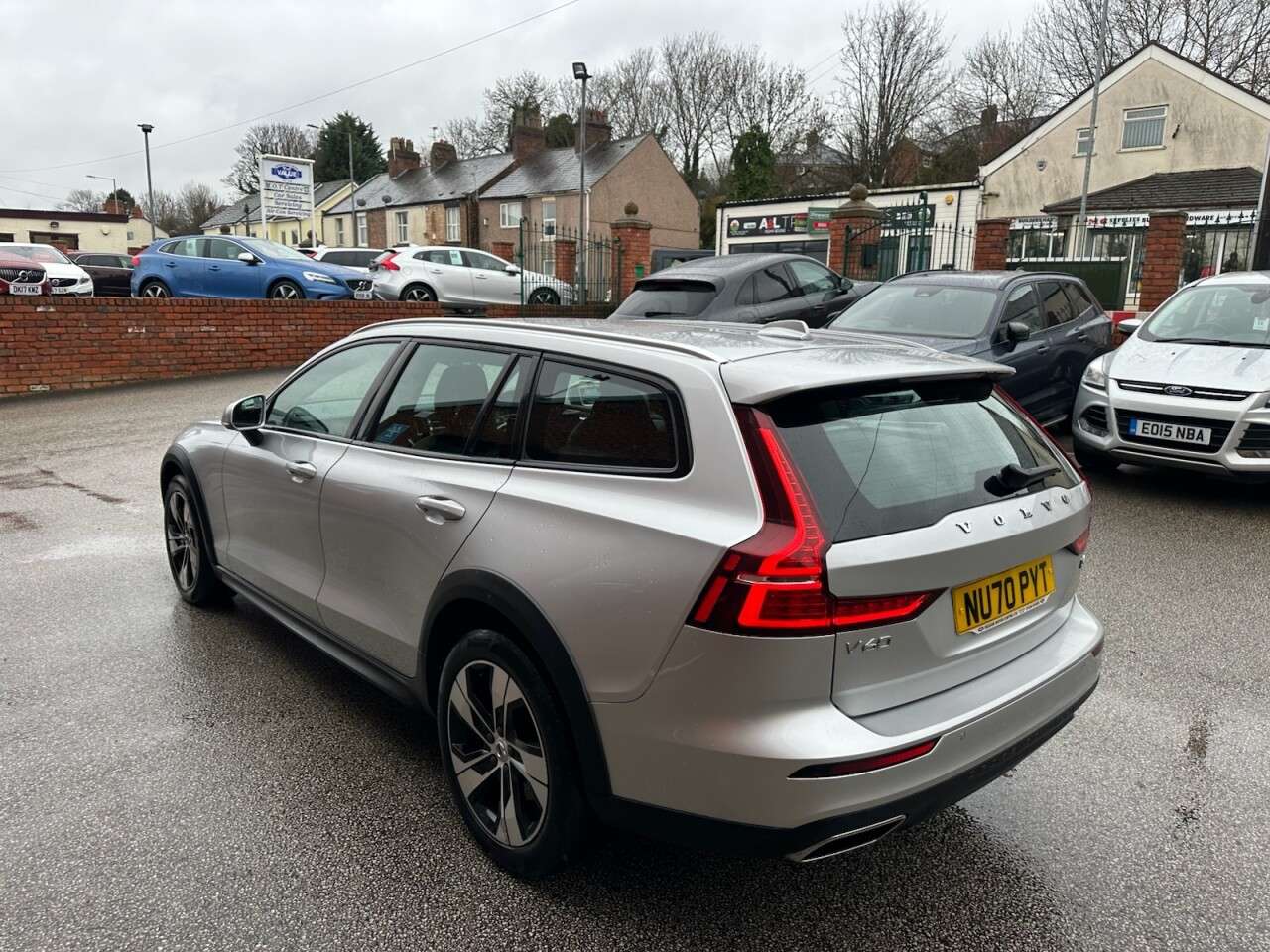 2020 VOLVO V60 CROSS COUNTRY 2020 VOLVO V60 CROSS COUNTRY