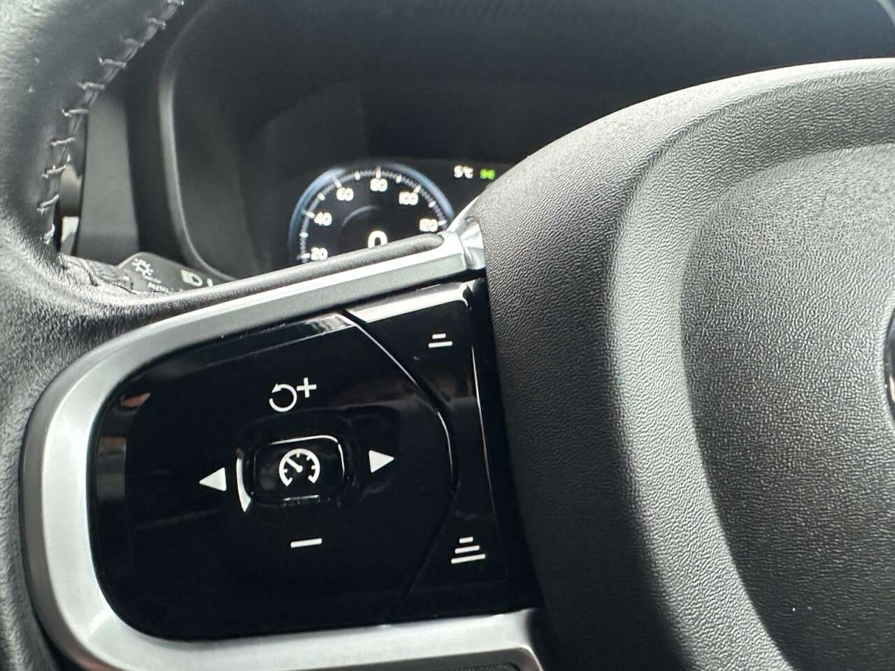 2020 VOLVO V60 CROSS COUNTRY 2020 VOLVO V60 CROSS COUNTRY