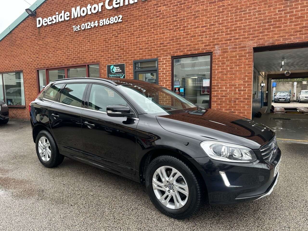 2017 VOLVO XC60 2017 VOLVO XC60