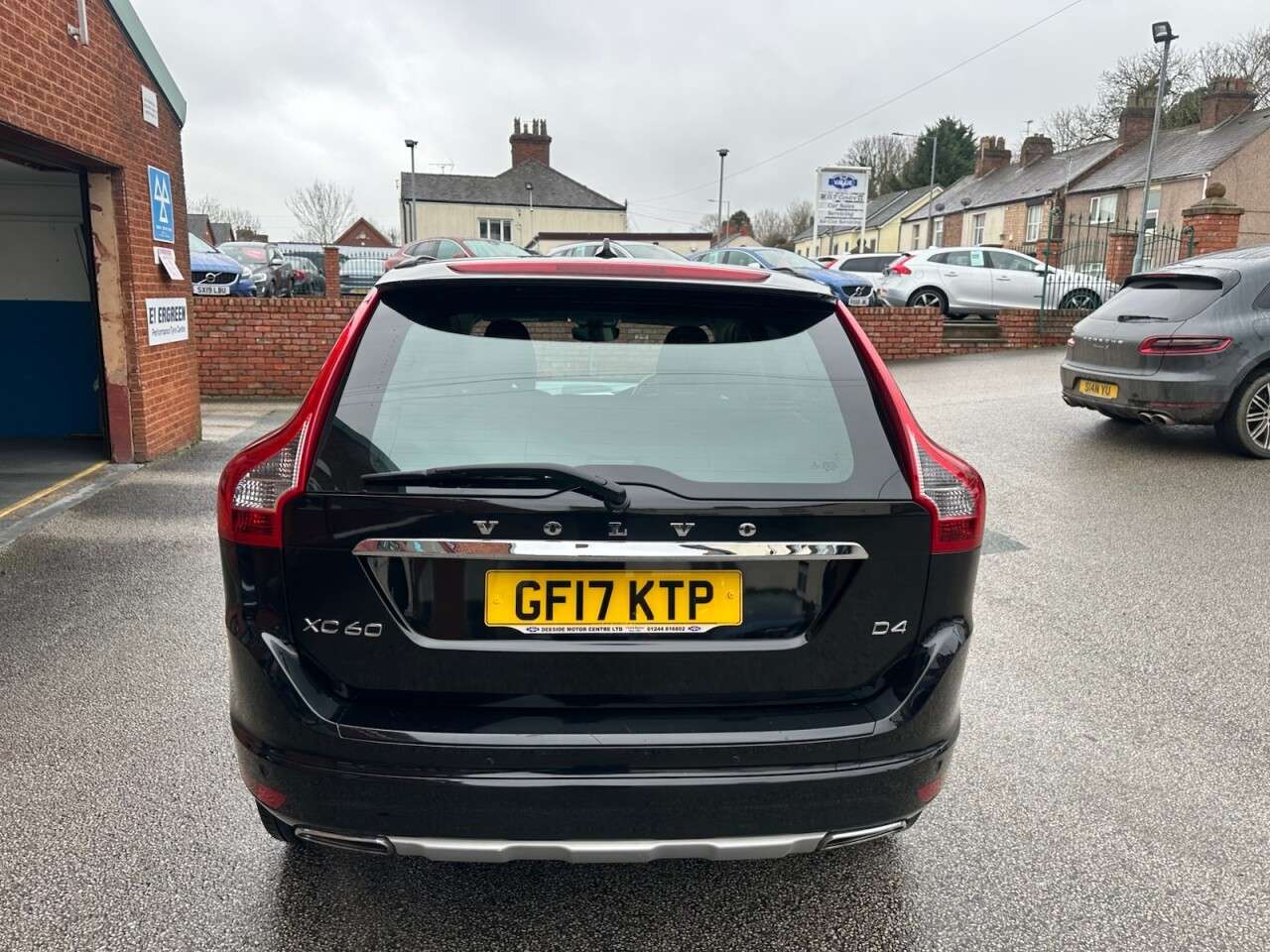 2017 VOLVO XC60 2017 VOLVO XC60