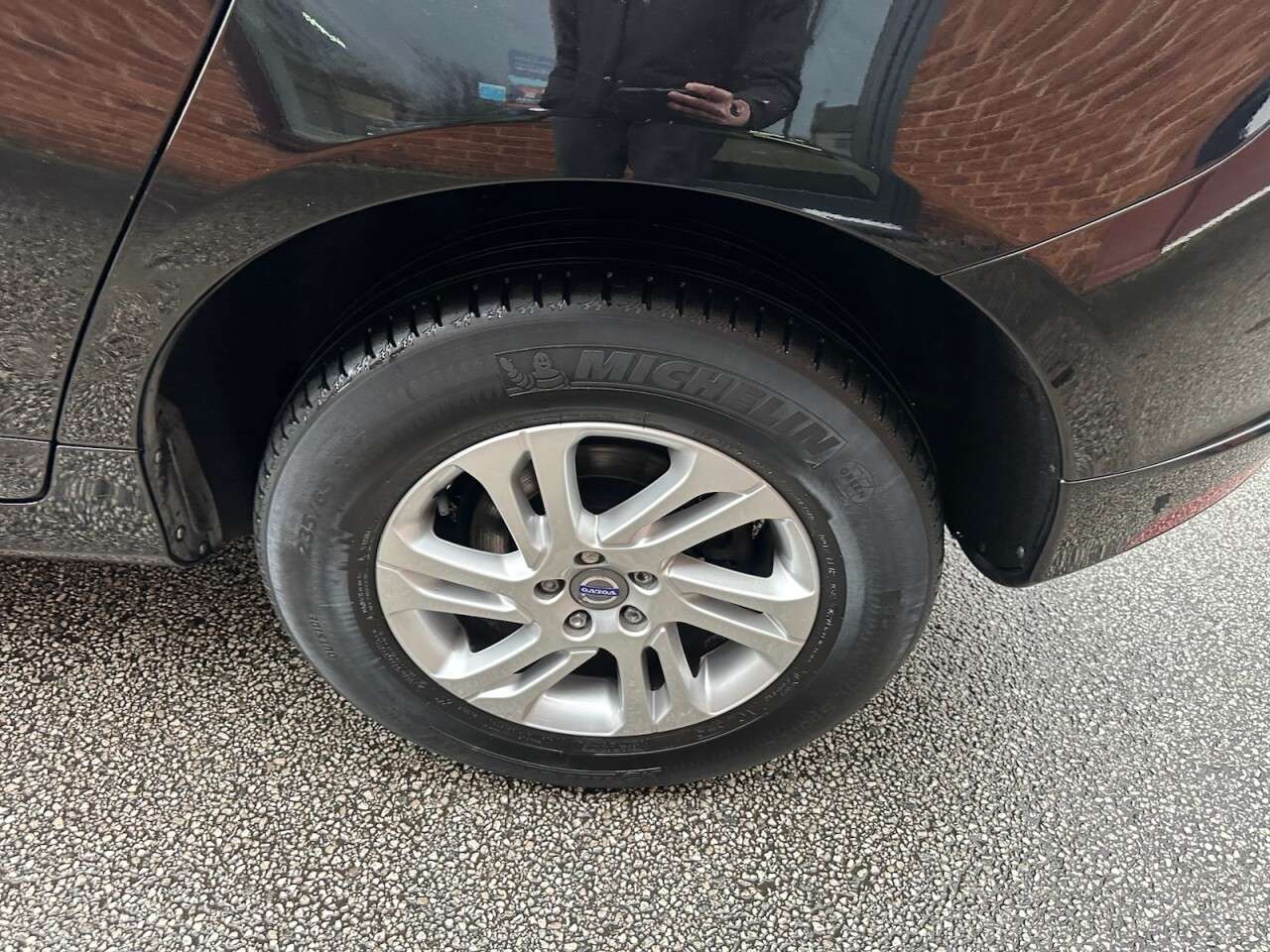 2017 VOLVO XC60 2017 VOLVO XC60