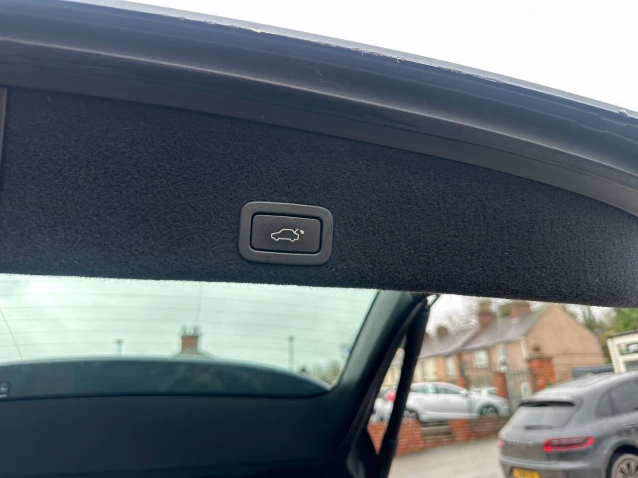 2017 VOLVO XC60 2017 VOLVO XC60