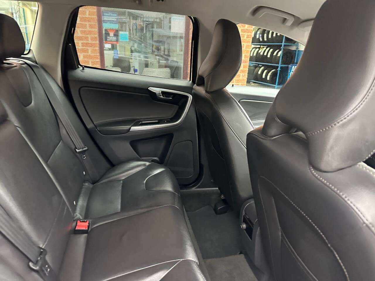 2017 VOLVO XC60 2017 VOLVO XC60