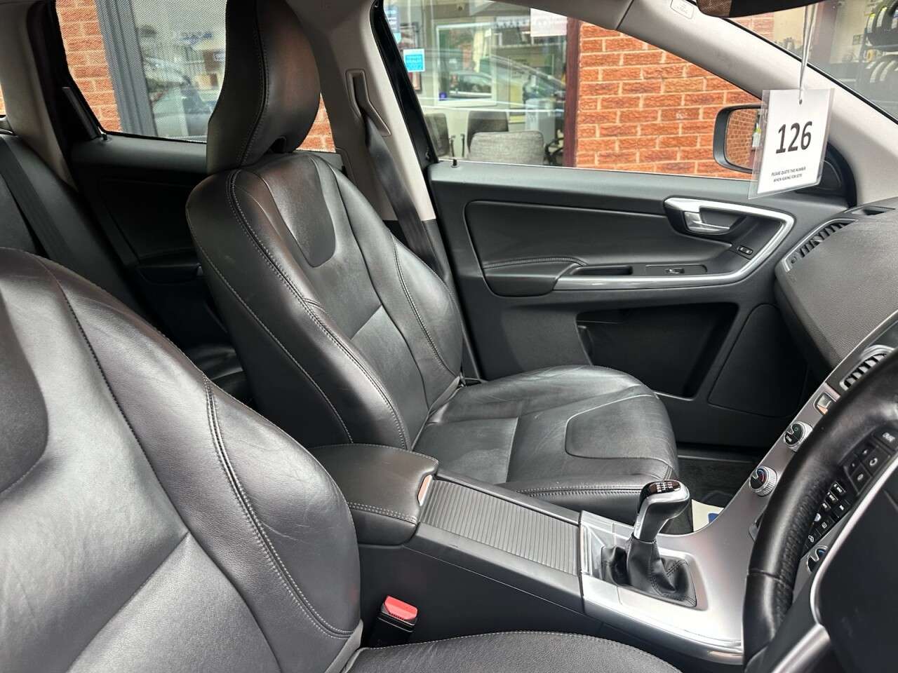 2017 VOLVO XC60 2017 VOLVO XC60