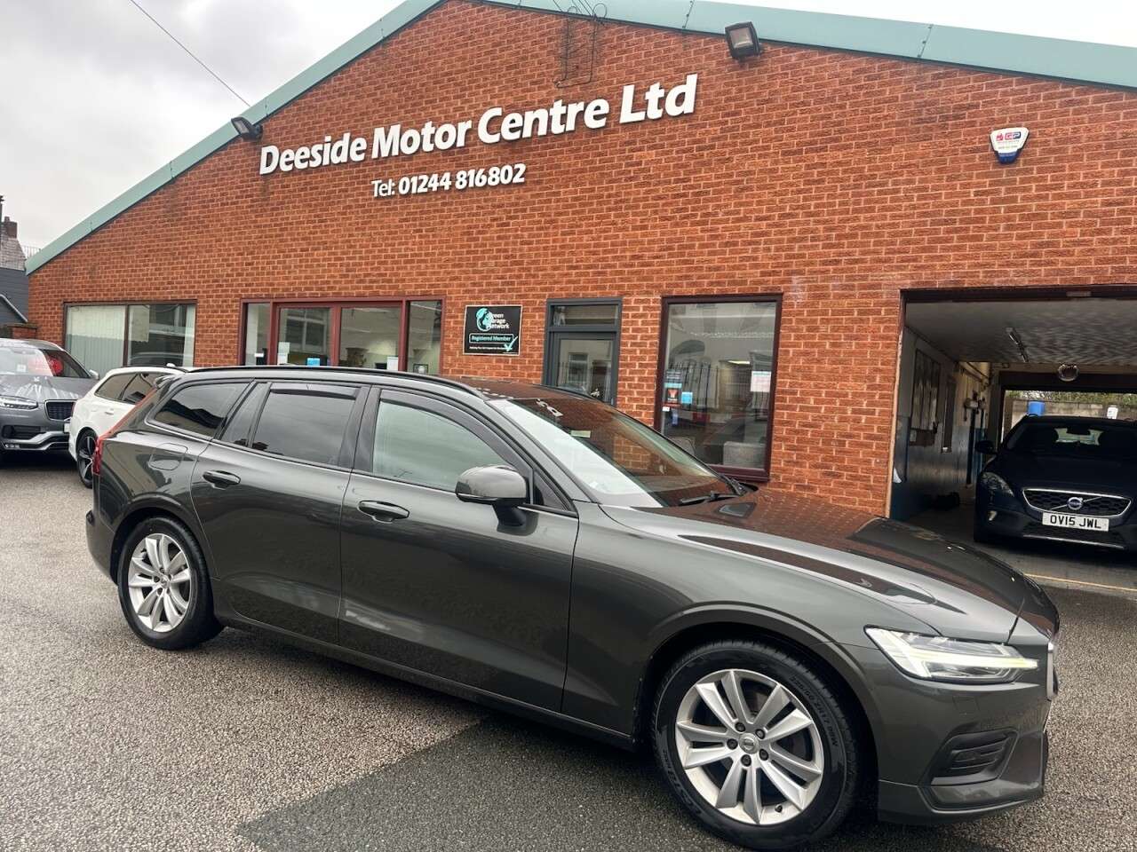 2019 VOLVO V60 2019 VOLVO V60
