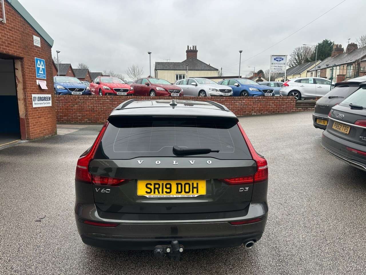 2019 VOLVO V60 2019 VOLVO V60