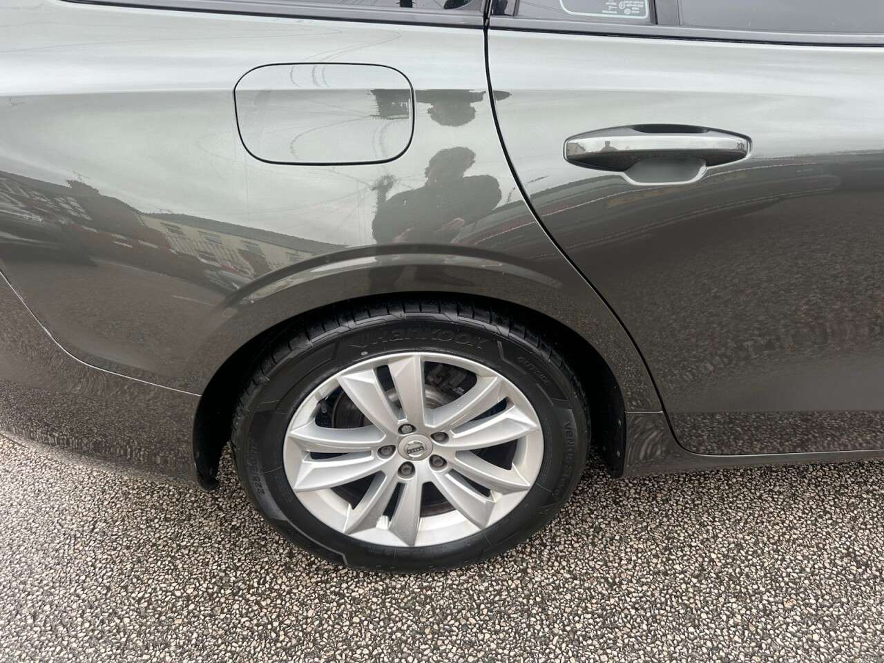 2019 VOLVO V60 2019 VOLVO V60