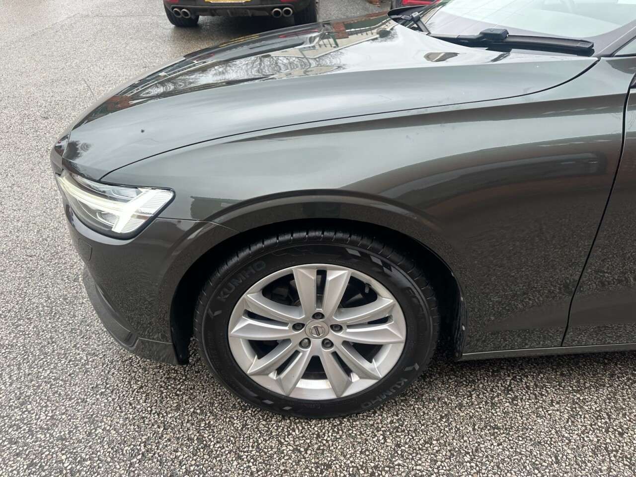 2019 VOLVO V60 2019 VOLVO V60