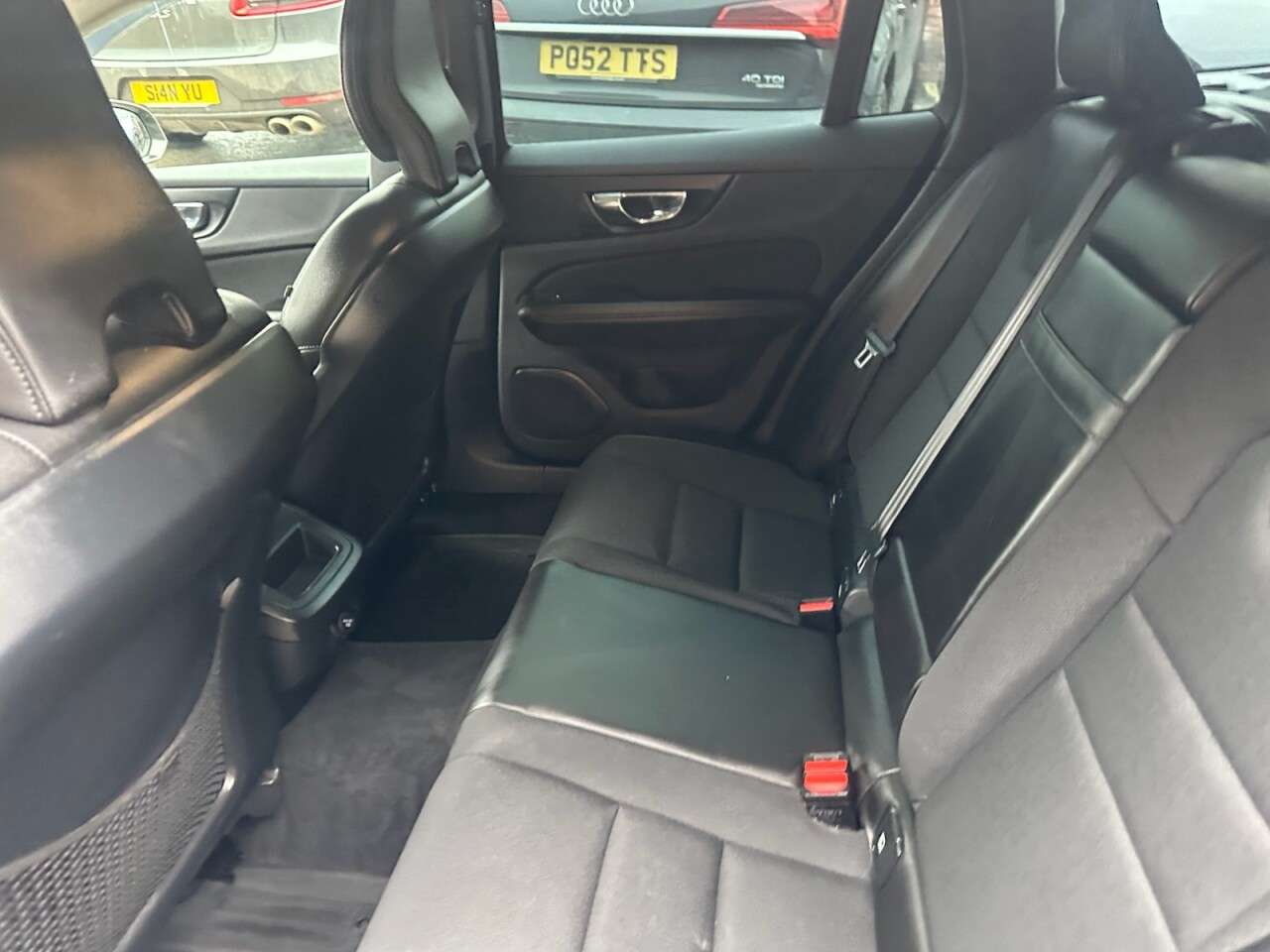 2019 VOLVO V60 2019 VOLVO V60