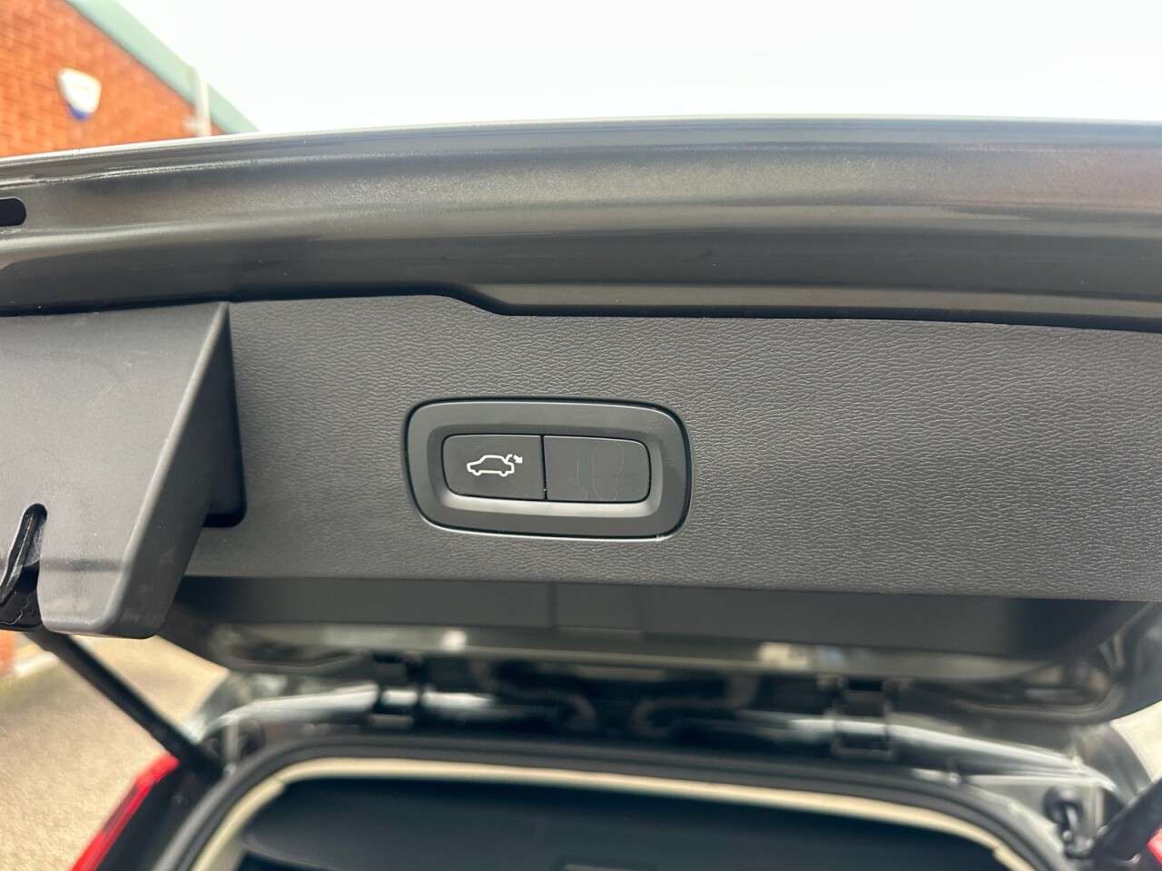 2019 VOLVO V60 2019 VOLVO V60