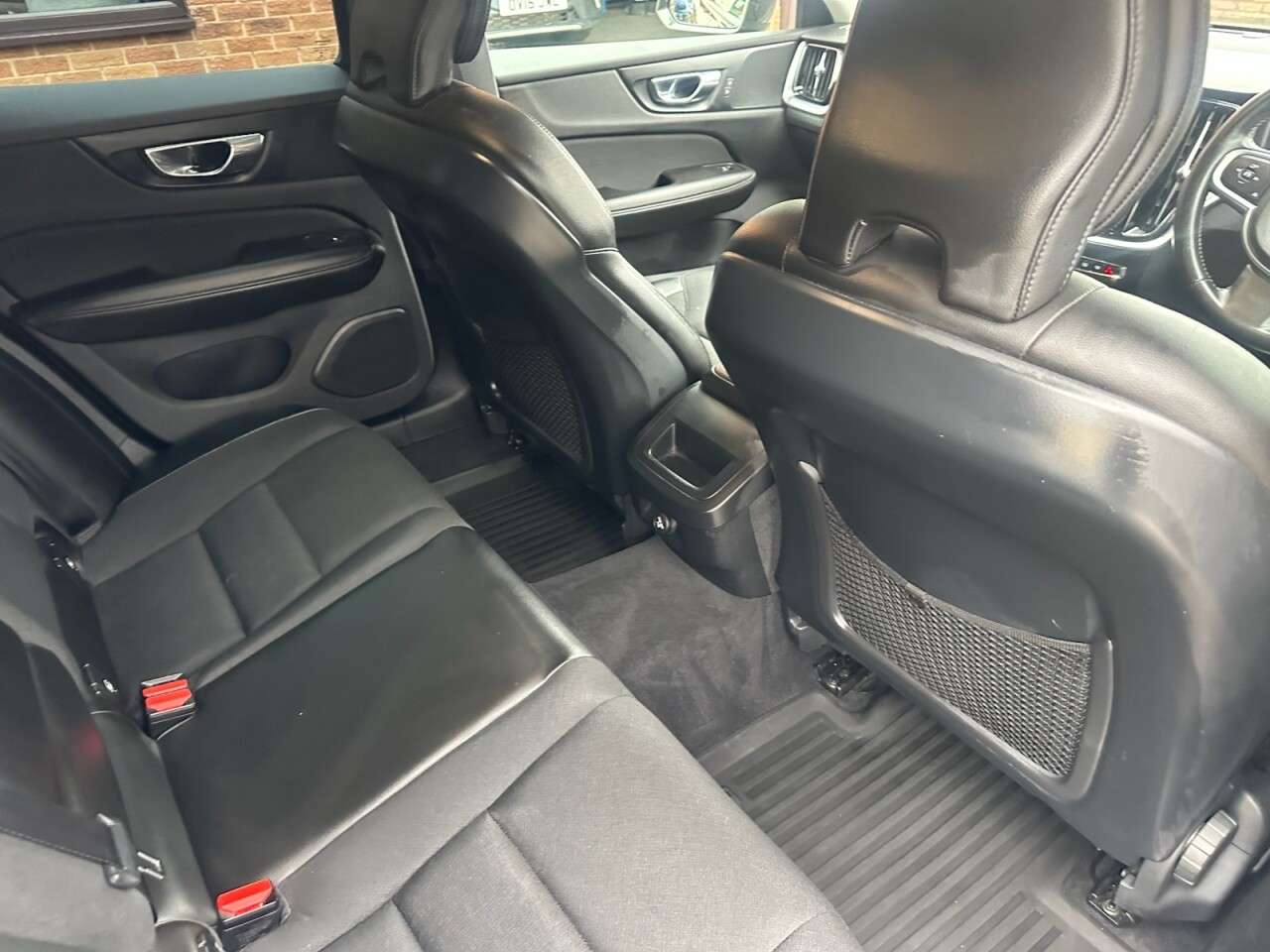 2019 VOLVO V60 2019 VOLVO V60