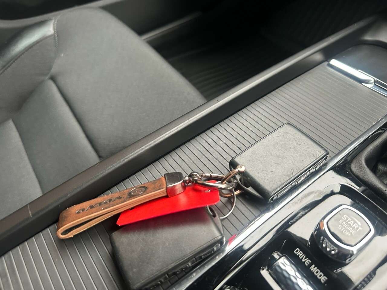 2019 VOLVO V60 2019 VOLVO V60