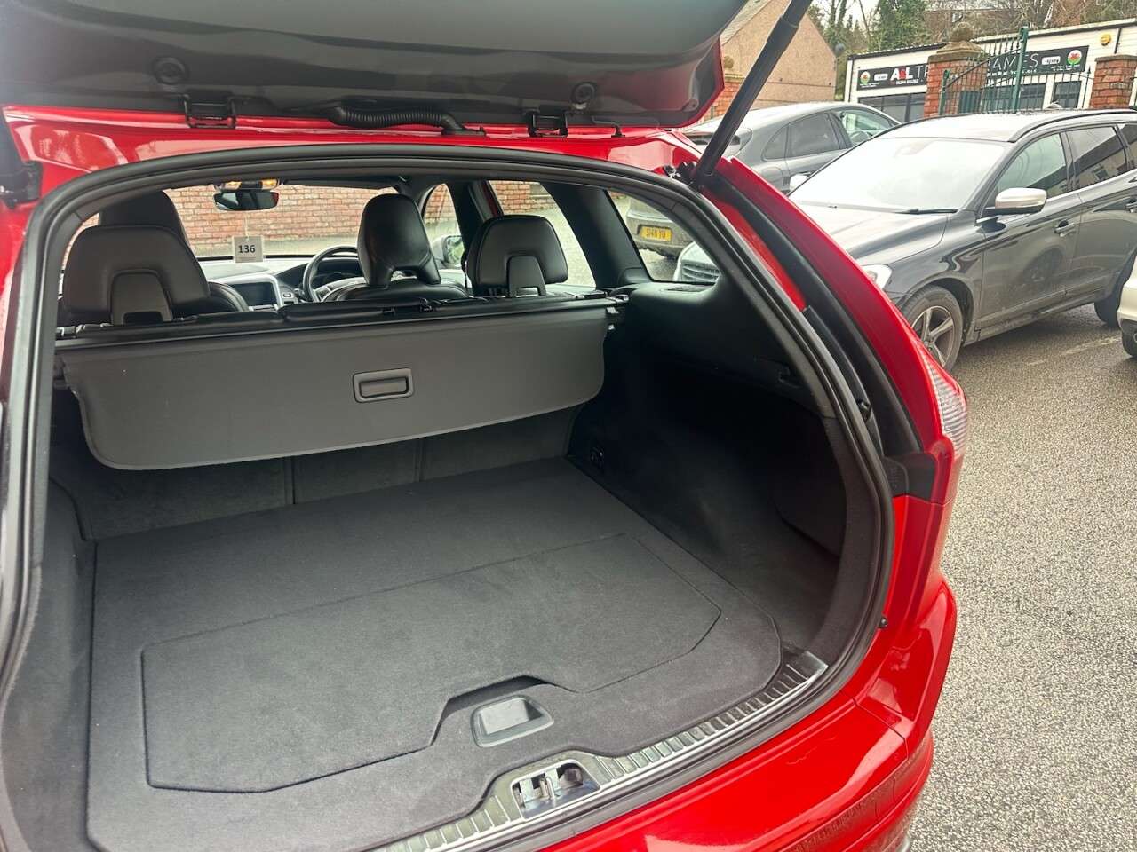 2016 VOLVO XC60 2016 VOLVO XC60