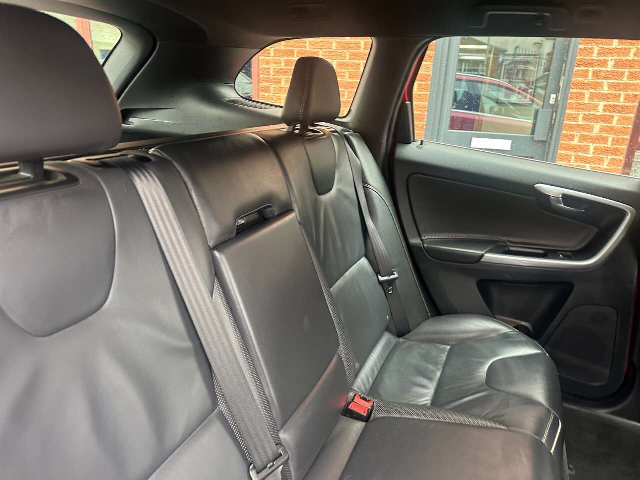 2016 VOLVO XC60 2016 VOLVO XC60