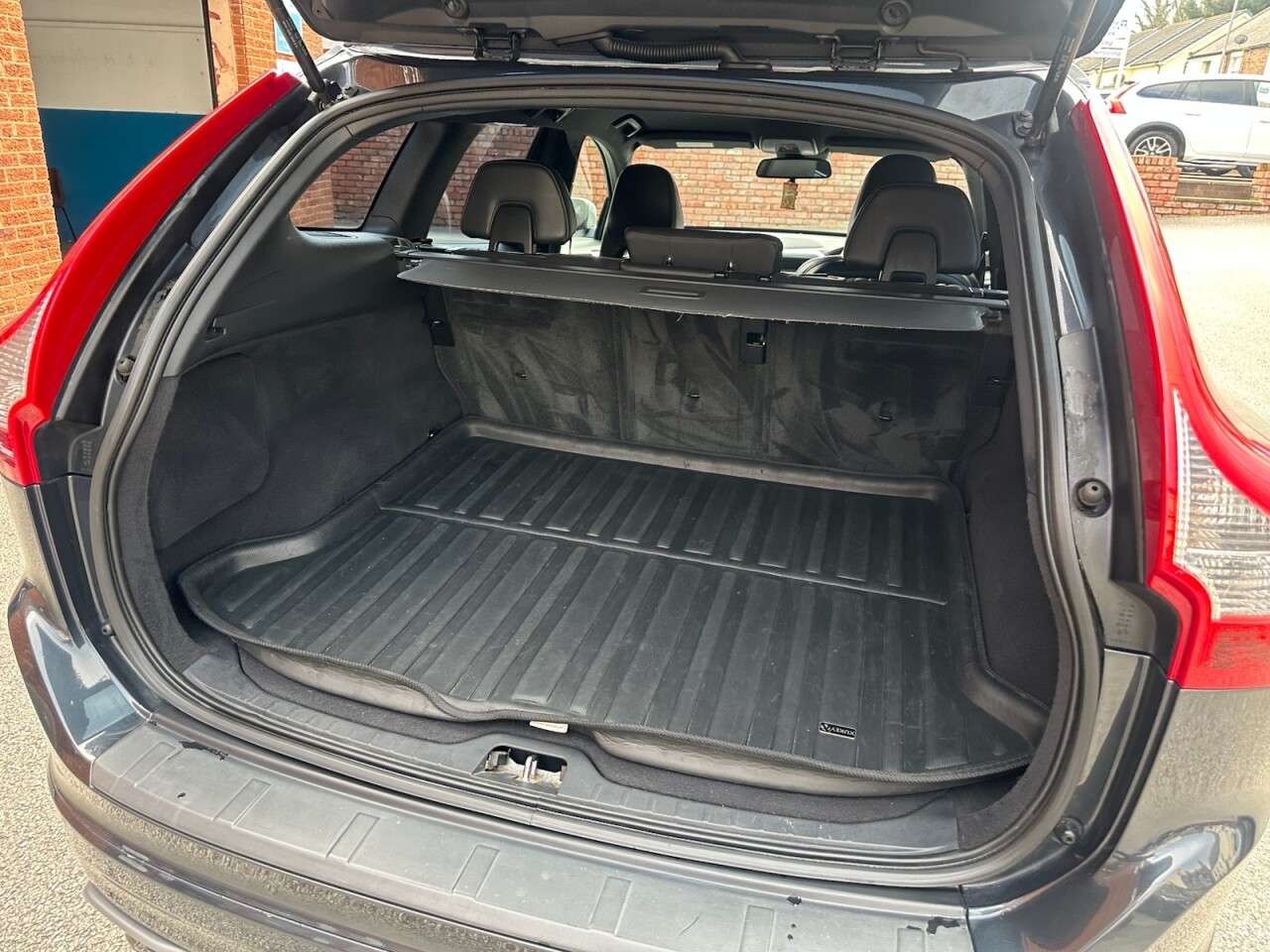 2016 VOLVO XC60 2016 VOLVO XC60