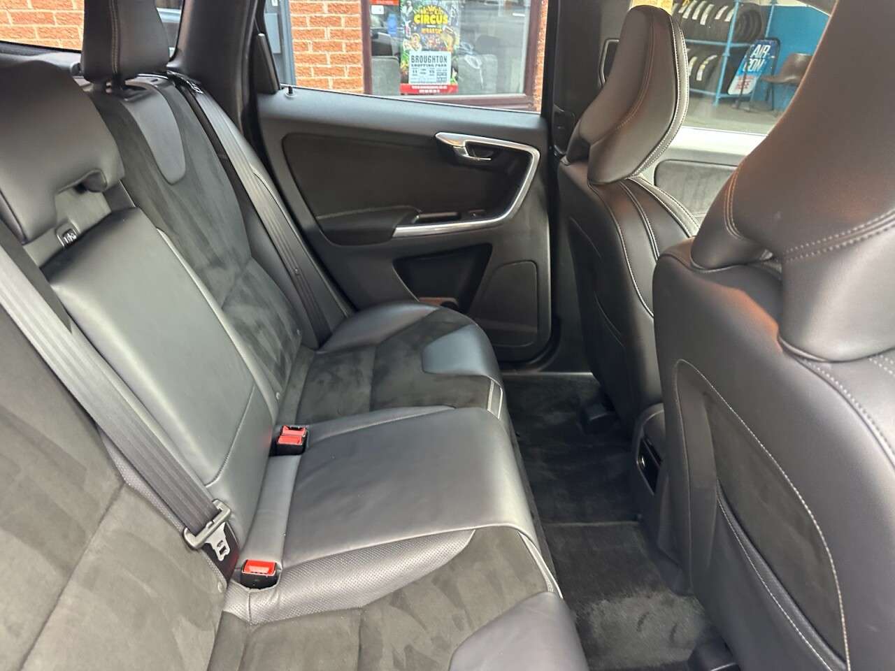 2016 VOLVO XC60 2016 VOLVO XC60