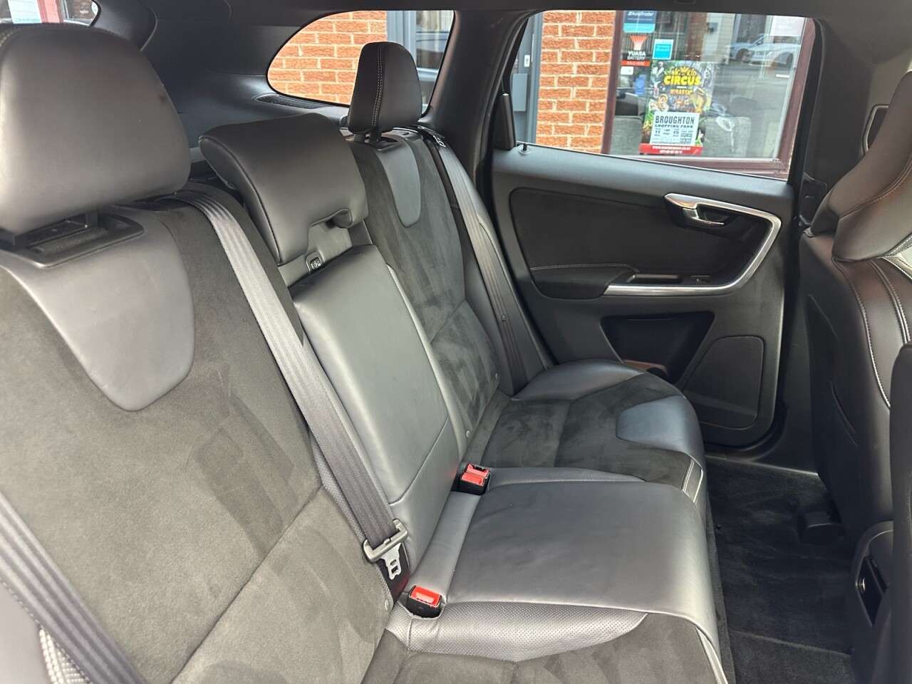 2016 VOLVO XC60 2016 VOLVO XC60