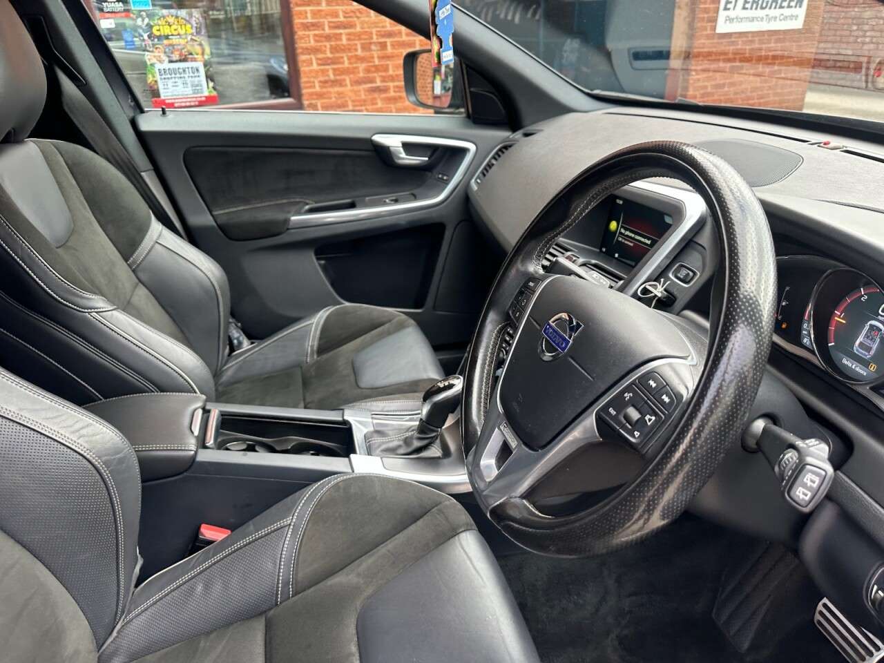 2016 VOLVO XC60 2016 VOLVO XC60