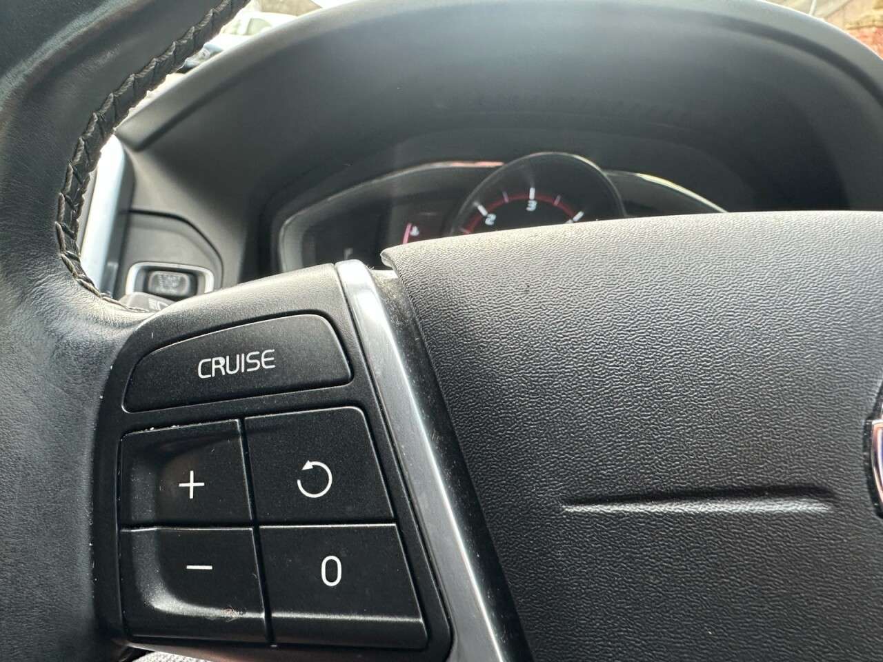 2016 VOLVO XC60 2016 VOLVO XC60