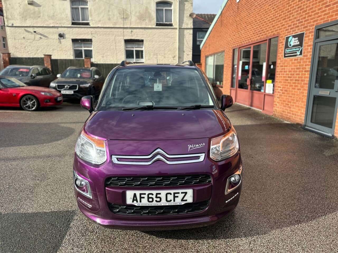 A 2015 CITROEN C3 PICASSO 1.6 BlueHDi Exclusive MPV 5dr Diesel Manual Euro 6 (100 ps) Rear parking se A 2015 CITROEN C3 PICASSO 1.6 BlueHDi Exclusive MPV 5dr Diesel Manual Euro 6 (100 ps) Rear parking se
