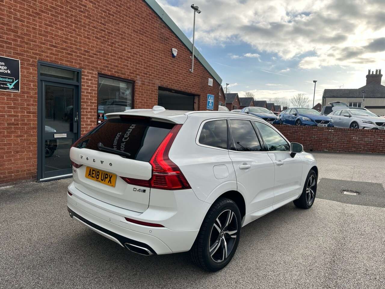 2018 VOLVO XC60 2018 VOLVO XC60