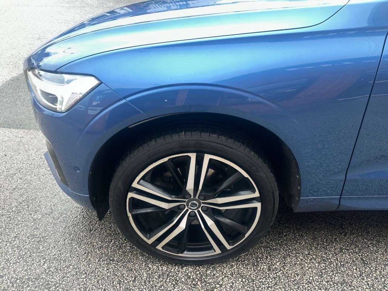 2017 VOLVO XC60 2017 VOLVO XC60