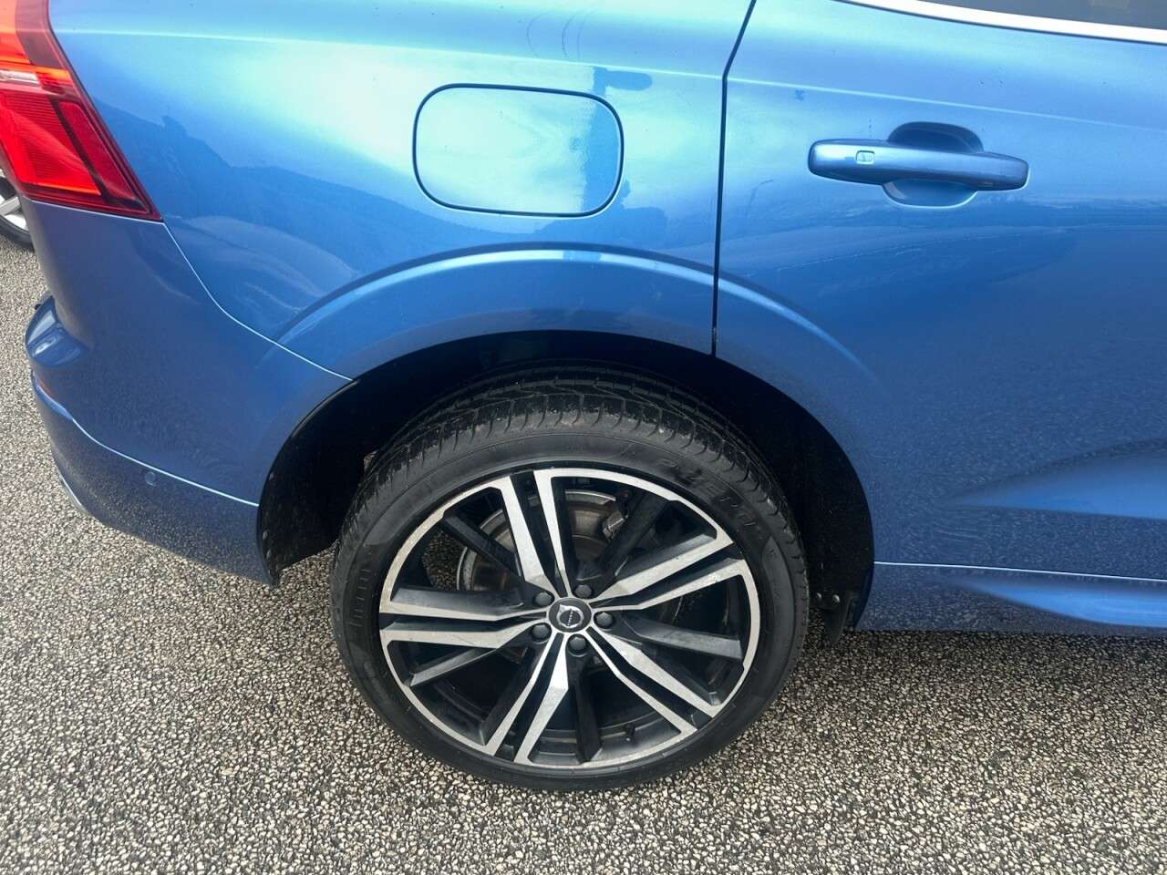 2017 VOLVO XC60 2017 VOLVO XC60