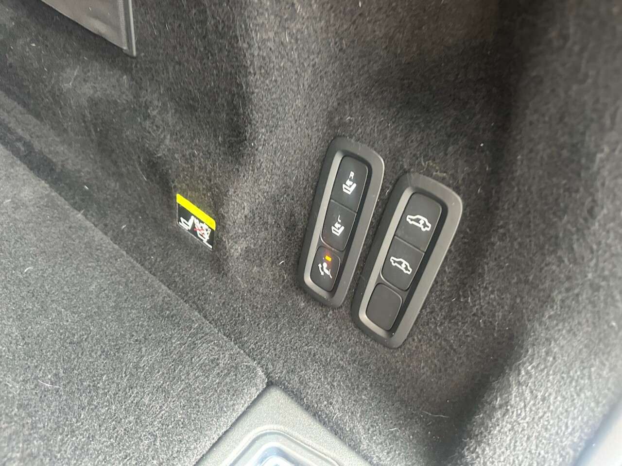 2017 VOLVO XC60 2017 VOLVO XC60